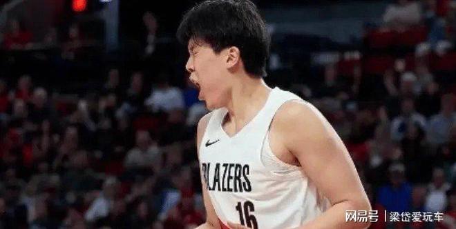 论段冉点赞其护框和抓机会能力！AG真人网杨瀚森2分2帽引讨